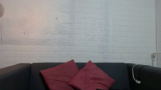 Layla 707 online show from 16, 2, 2025