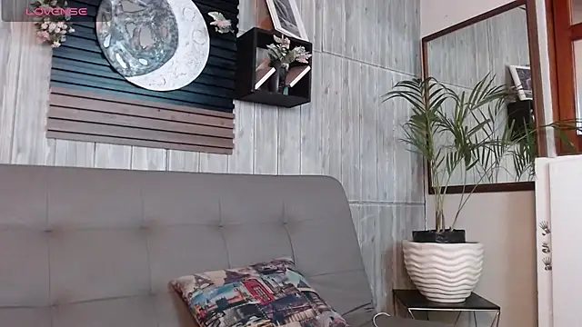 Layla 707 online show from 29, 11, 2025