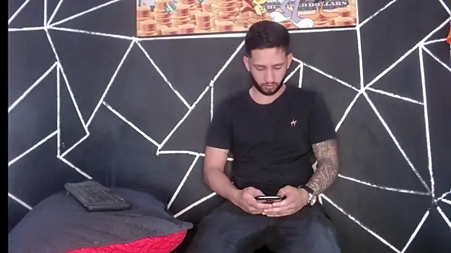 Snapshot of maxXximo777 chatting on 3, 12, 2024 maxXximo777 online show from 3, 12, 2024