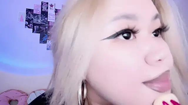 amelia sunlight online show from 4, 12, 2024