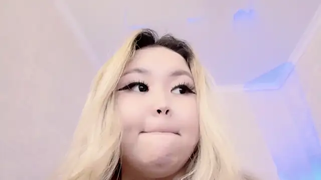 amelia sunlight online show from 27, 2, 2025