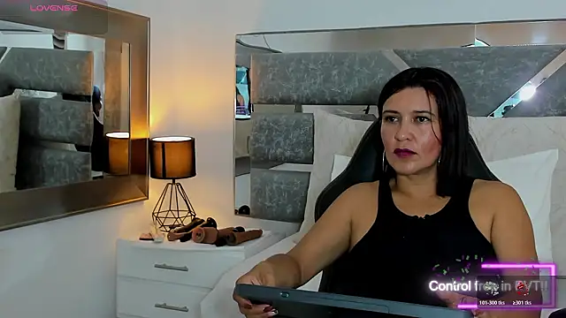 Slut Milf  online show from 6, 3, 2026