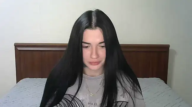 Liana diva online show from 23, 2, 2025