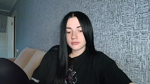 Liana diva online show from 20, 4, 2026