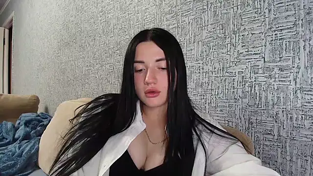 Liana diva online show from 3, 6, 2026