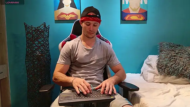 AxelFairchaild online show from 19, 1, 2025