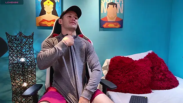 AxelFairchaild online show from 7, 2, 2025