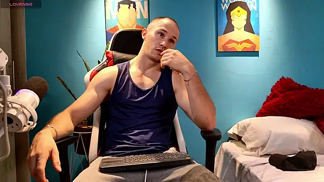 AxelFairchaild online show from 13, 2, 2025