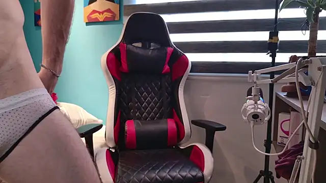 AxelFairchaild online show from 28, 2, 2025