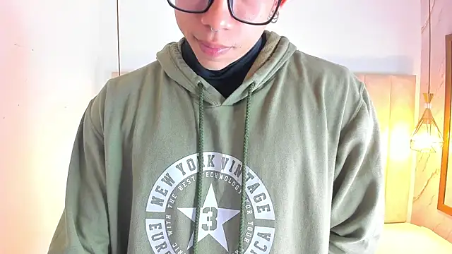 AkazaBoy  online show from 28, 11, 2025