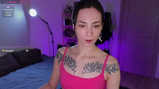 Snapshot of Space_X_Roxy_ chatting on 10, 1, 2025 Space X Roxy  online show from 10, 1, 2025