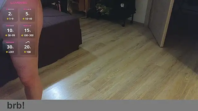 Snapshot of Space_X_Roxy_ chatting on 26, 2, 2025 Space X Roxy  online show from 26, 2, 2025