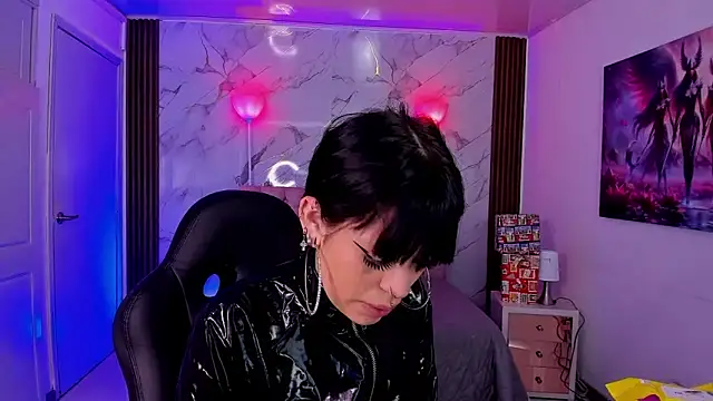 AuroraDiaz online show from 16, 12, 2025