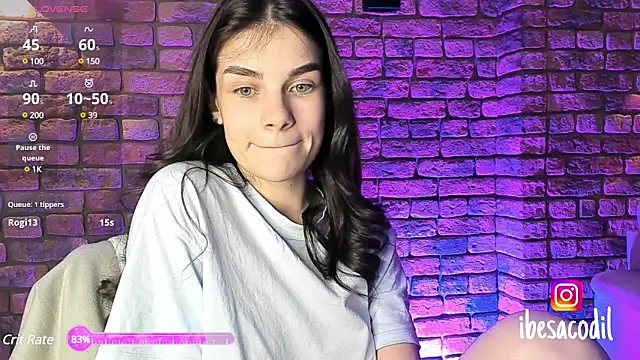 Snapshot of adriana_allien chatting on 21, 2, 2025 adriana allien online show from 21, 2, 2025