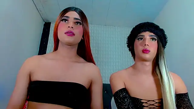 Hellen moons   online show from 8, 3, 2025