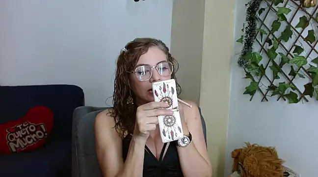 Snapshot of _melisaa_ chatting on 16, 12, 2024  melisaa  online show from 16, 12, 2024