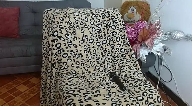 Snapshot of _melisaa_ chatting on 11, 2, 2025  melisaa  online show from 11, 2, 2025