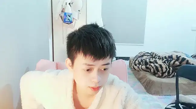 FFFFZ189 online show from 6, 1, 2025