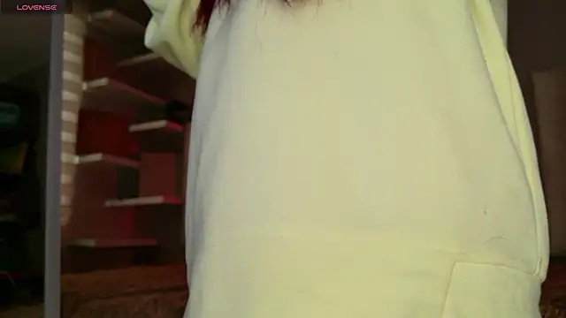 Megan mooree  online show from 20, 12, 2025