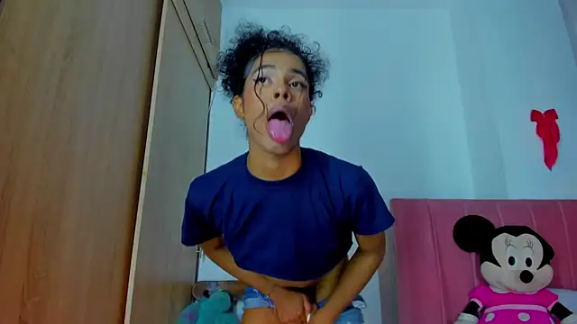 Snapshot of bloom444 chatting on 15, 12, 2024 bloom444 online show from 15, 12, 2024