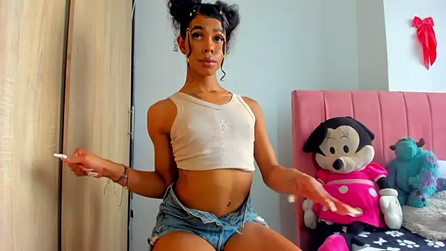 Snapshot of bloom444 chatting on 19, 12, 2024 bloom444 online show from 19, 12, 2024