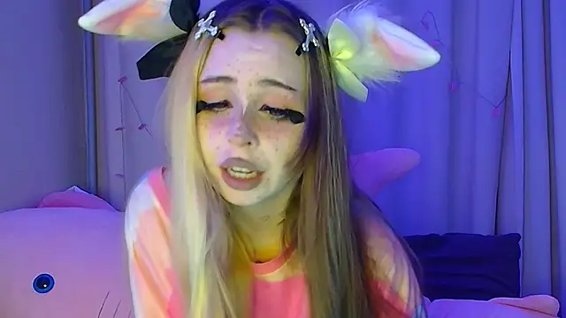 suemeow online show from 9, 11, 2025