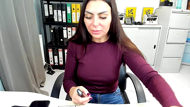 kilenyapatrice online show from 18, 11, 2025