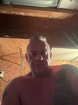 Snapshot of JakubW79 chatting on 4, 3, 2025 JakubW79 online show from 4, 3, 2025