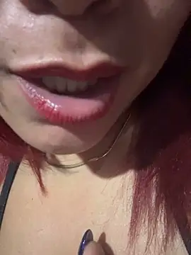 EmmaHot online show from 11, 6, 2026