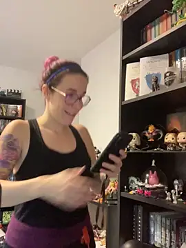 Snapshot of MagdalenaMedusa chatting on 6, 11, 2025 MagdalenaMedusa online show from 6, 11, 2025