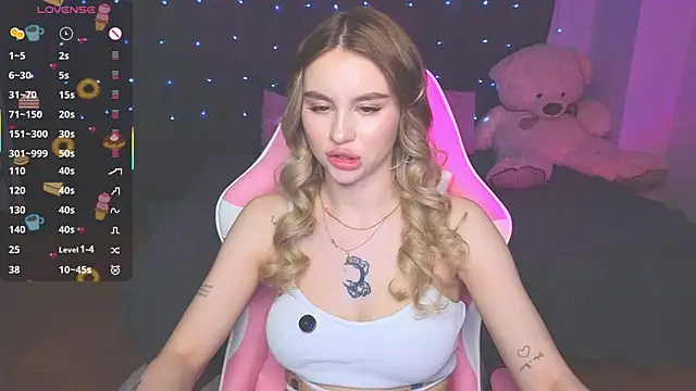 Snapshot of doll_barbieee chatting on 21, 4, 2026 doll barbieee online show from 21, 4, 2026