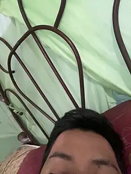 Avilespozo19993 online show from 7, 11, 2025