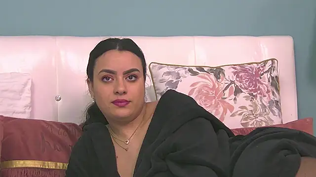 ElyzaIbarra online show from 27, 2, 2025