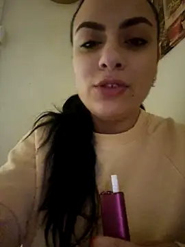 ElyzaIbarra online show from 8, 3, 2025