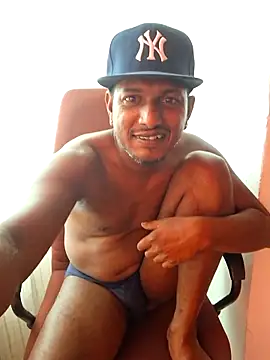 Snapshot of dmancams1874 chatting on 8, 10, 2025 dmancams1874 online show from 8, 10, 2025