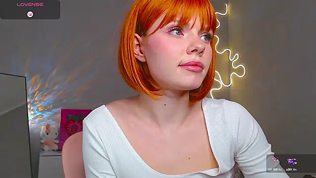 Red  Candy online show from 25, 2, 2025