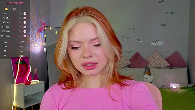 Red  Candy online show from 26, 10, 2025