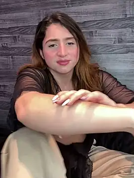 Snapshot of kamel-ayesha chatting on 17, 1, 2025 kamel-ayesha online show from 17, 1, 2025