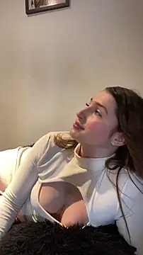 Snapshot of kamel-ayesha chatting on 4, 11, 2025 kamel-ayesha online show from 4, 11, 2025