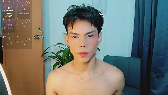 Snapshot of femboykeene chatting on 28, 5, 2026 femboykeene online show from 28, 5, 2026