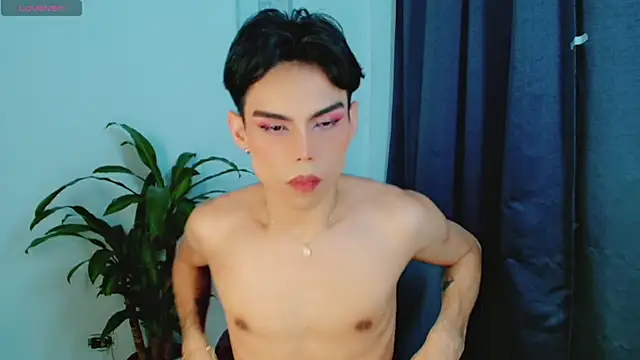 Snapshot of femboykeene chatting on 30, 5, 2026 femboykeene online show from 30, 5, 2026