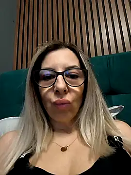 SukyGirl online show from 3, 1, 2025