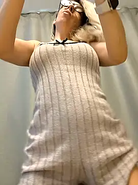 SukyGirl online show from 2, 2, 2025