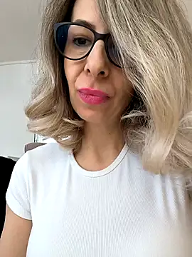 SukyGirl online show from 7, 2, 2025