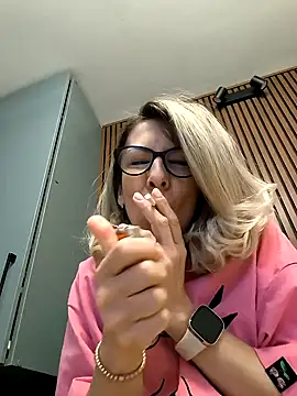 SukyGirl online show from 9, 2, 2025