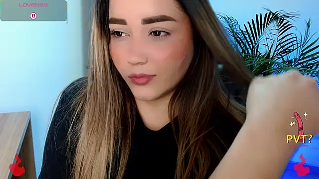 Snapshot of Lucia_star__ chatting on 11, 6, 2026 Lucia star online show from 11, 6, 2026