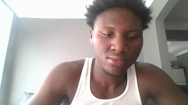 Snapshot of Festivitiesking1 chatting on 5, 10, 2025 Festivitiesking1 online show from 5, 10, 2025