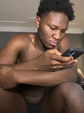 Snapshot of Festivitiesking1 chatting on 9, 11, 2025 Festivitiesking1 online show from 9, 11, 2025