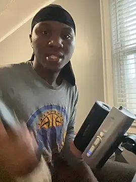 Snapshot of Festivitiesking1 chatting on 20, 11, 2025 Festivitiesking1 online show from 20, 11, 2025