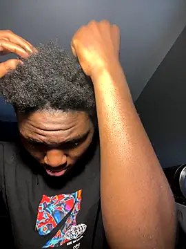 Snapshot of Festivitiesking1 chatting on 4, 12, 2025 Festivitiesking1 online show from 4, 12, 2025